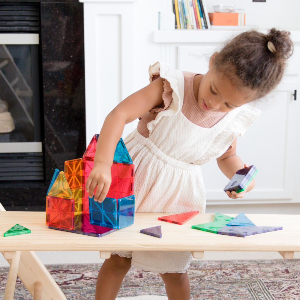 MAGNA-TILES Classic 100-Piece Magnetic Building Tiles Set